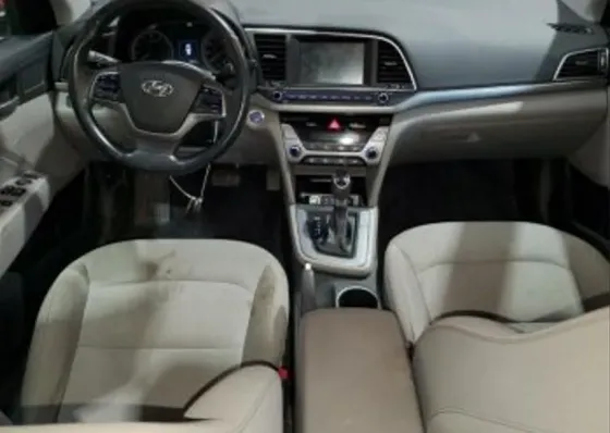 Hyundai Elantra 2018 Tbilisi