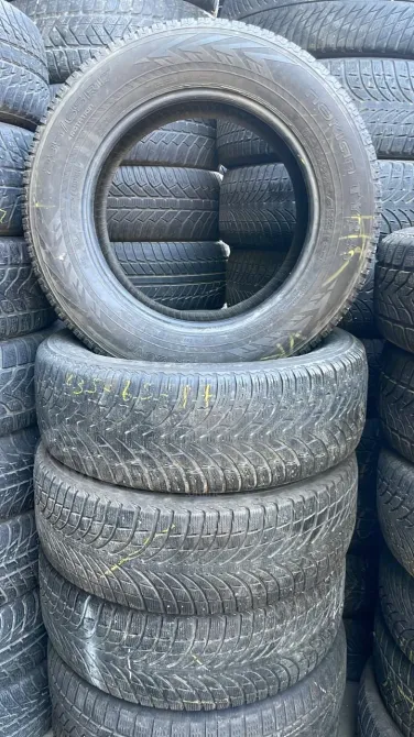 Шины Nokian 235/65 R17 19T 4 шт. Тбилиси - изображение 1