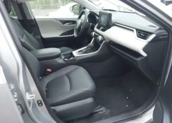 Toyota RAV4 2.5L 2021 Тбилиси