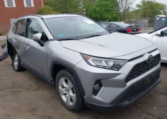 Toyota RAV4 2.5L 2021 Тбилиси