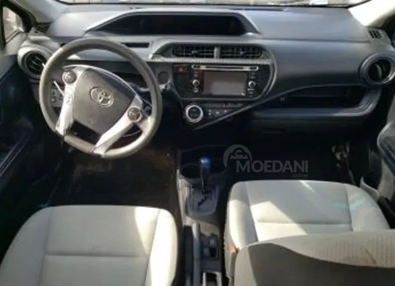 Toyota Prius 1.5L 2016 Тбилиси - изображение 7