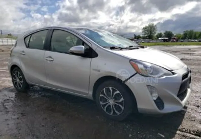 Toyota Prius 1.5L 2016 Тбилиси - изображение 3