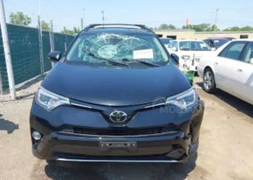 Toyota RAV4 2.5L 2017 Тбилиси - изображение 1