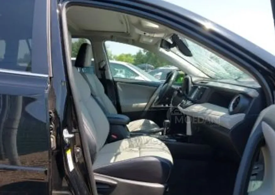 Toyota RAV4 2.5L 2017 Тбилиси - изображение 6