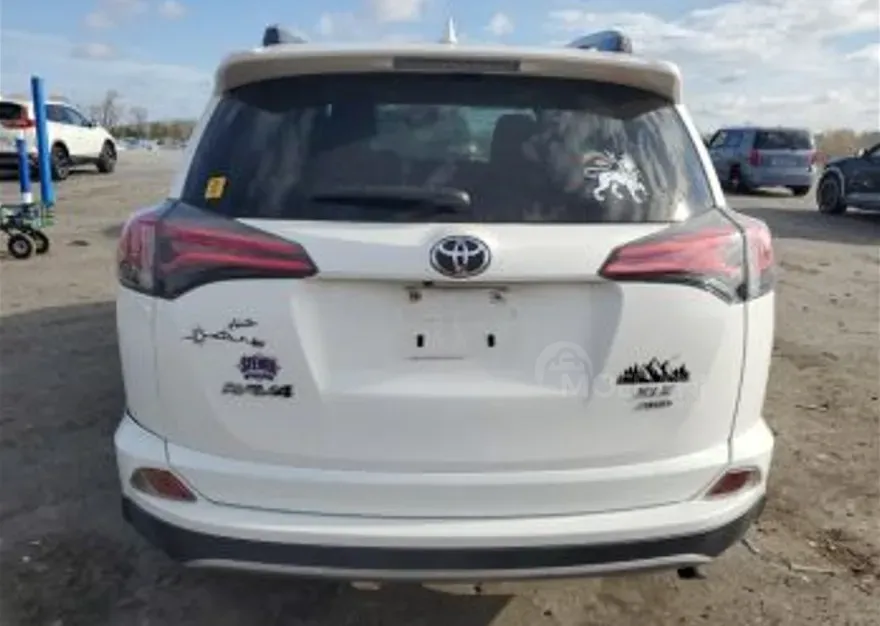 Toyota RAV4 2.5L 2018 Тбилиси - изображение 4