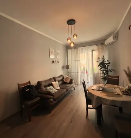 იყიდება 2 ოთახიანი ბინას 57.5მ² 8/15 სართ თბილისი