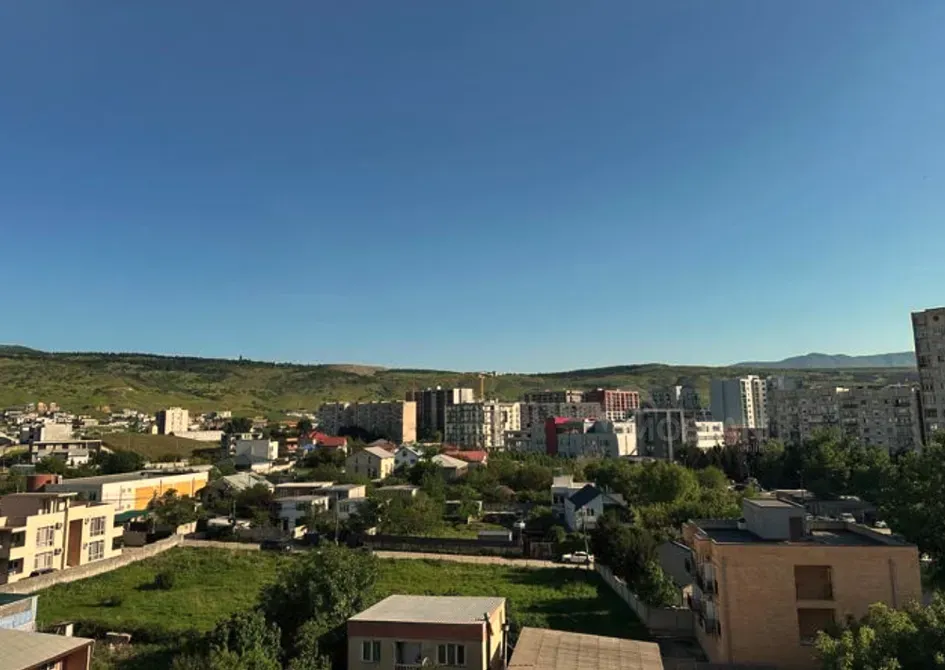 Продам 2-комн. квартиру 49м² 8/13 эт. Тбилиси - изображение 1