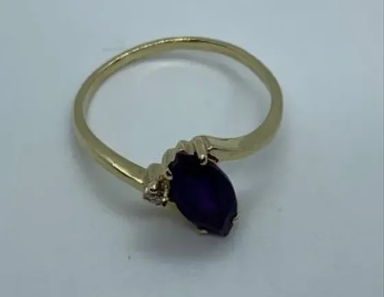 Amethyst and diamond engagement ring Tbilisi
