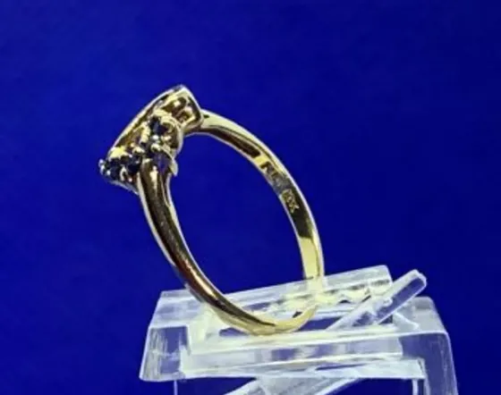 Sapphire engagement ring Tbilisi