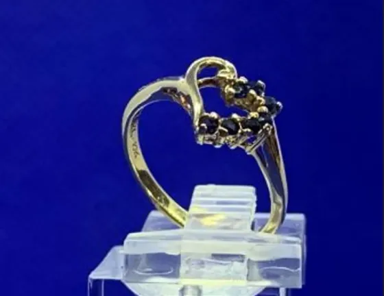 Sapphire engagement ring Tbilisi