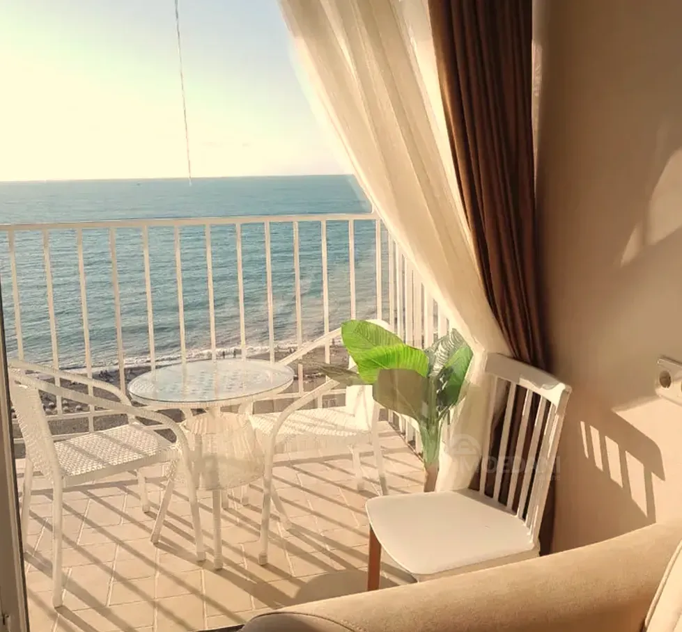 Short Term Rentals three-room 54m² 10/14 floor Batumi - photo 1