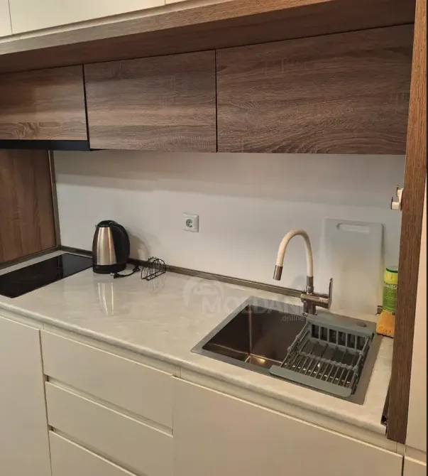 Apartments For Rent two-room 40м² 10/15 floor Batumi - photo 8