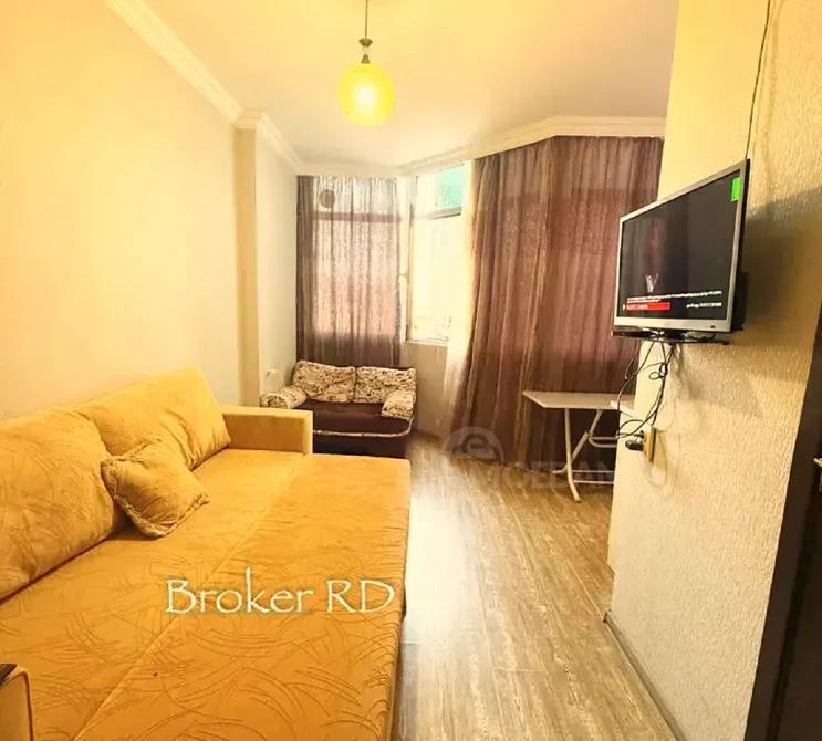 Apartments For Rent one-room 25м² 10/36 floor Batumi - photo 1