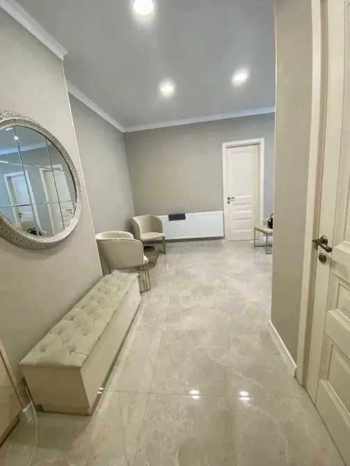 Ultra-modern commercial space for sale in Tbilisi Tbilisi - photo 9