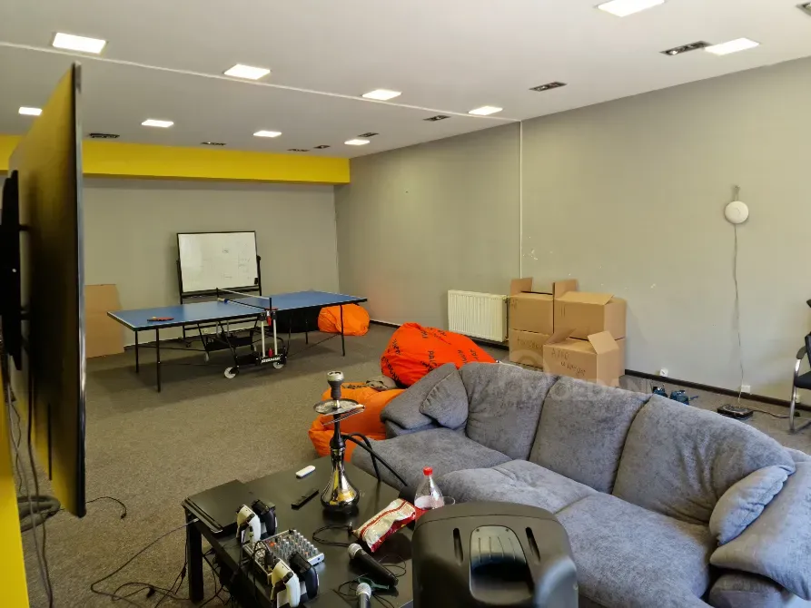 ქირავდება კომერციული საოფისე ფართი ვაკეში თბილისი - photo 8