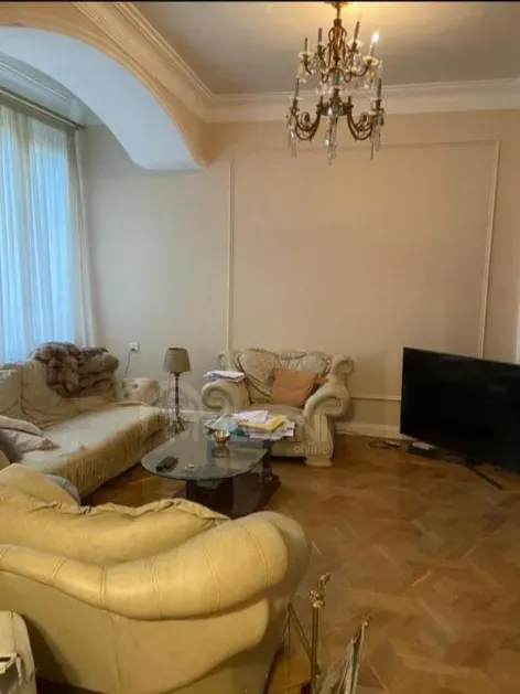 ქირავდება 4 ოთახიანი ბინა 150მ² 1/8 სართ თბილისი - photo 1