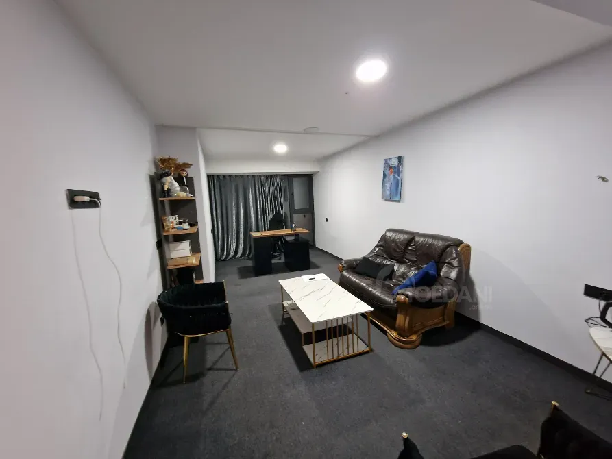 Сдаётся в аренду уникальное коммерческое помещение площадью 420 м² Тбилиси - изображение 3