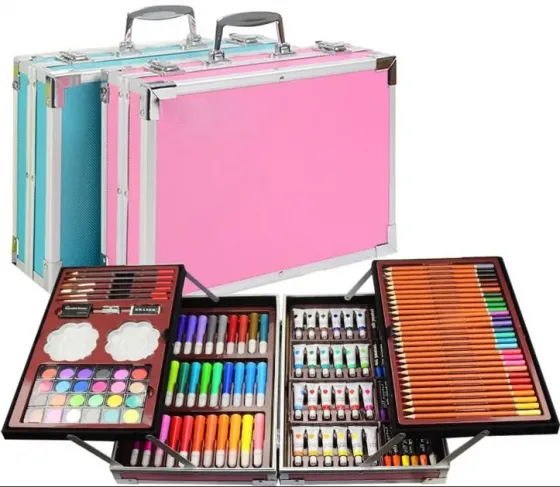 School drawing art set with felt-tip pens, pastels and more Tbilisi