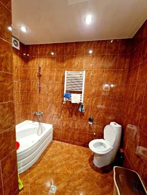 იყიდება 5 ოთახიანი ბინას 236მ² 5/5 სართ თბილისი - photo 12