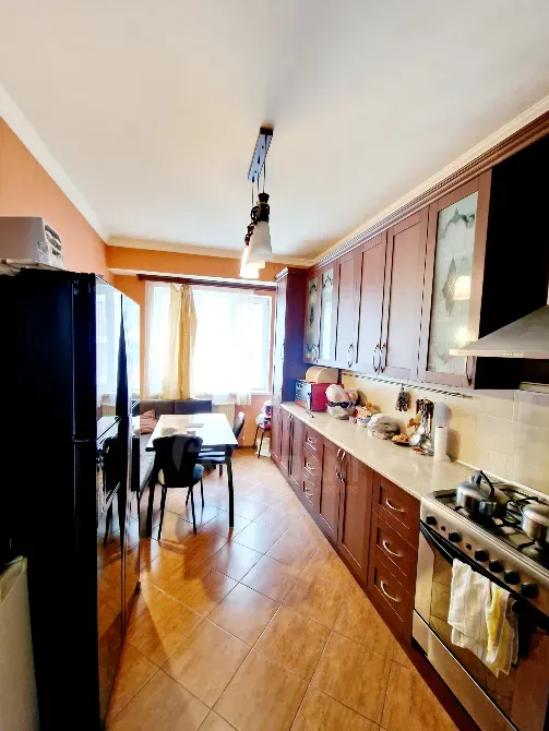 იყიდება 5 ოთახიანი ბინას 236მ² 5/5 სართ თბილისი - photo 5