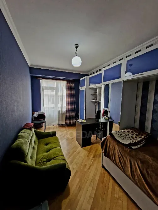 იყიდება 5 ოთახიანი ბინას 236მ² 5/5 სართ თბილისი - photo 8