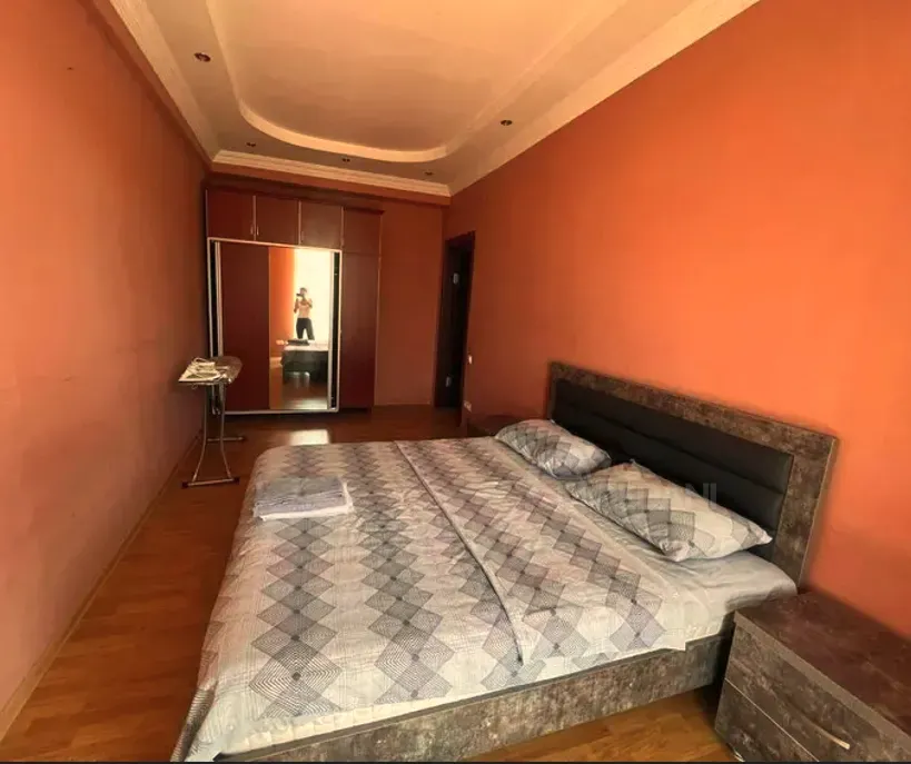 Apartments For Rent three-room 155м² 2/21 floor Batumi - photo 2