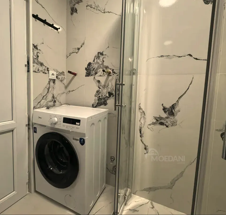 Apartments For Rent two-room 50м² 11/15 floor Batumi - photo 3