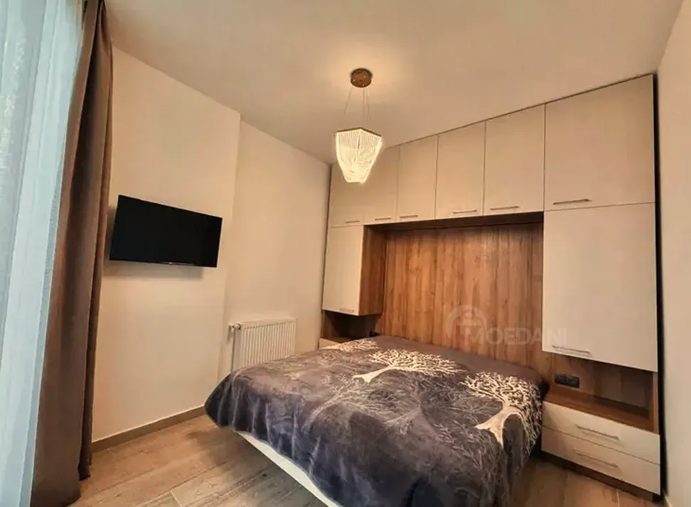 Apartments For Rent three-room 65м² 9/9 floor Batumi - photo 5