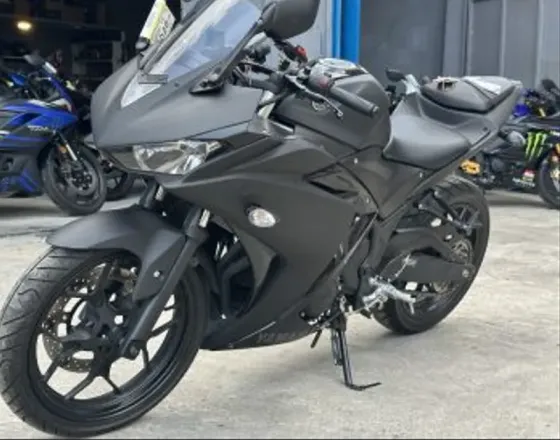 For sale is a Yamaha YZF-R25, a 2017 model, which is a great choice for lovers of sports motorcycles. Tbilisi