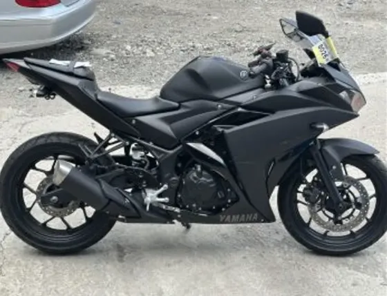 For sale is a Yamaha YZF-R25, a 2017 model, which is a great choice for lovers of sports motorcycles. Tbilisi