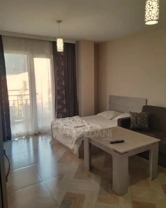 Сдам 1-комн. квартиру на сутки в Батуми  32м² 7/11 эт. Батуми - изображение 1
