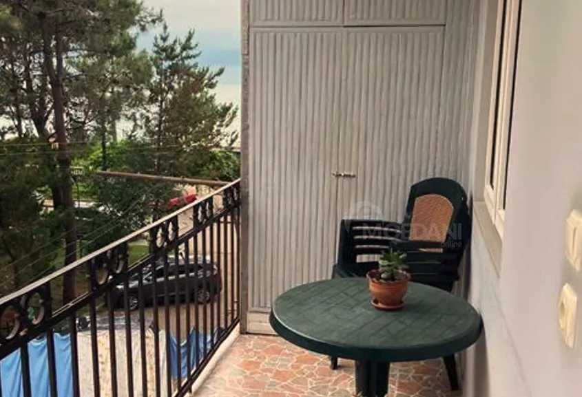 Сдам 4-комн. квартиру на сутки в Кобулети  100м² 2/9 эт. Кобулети - изображение 2