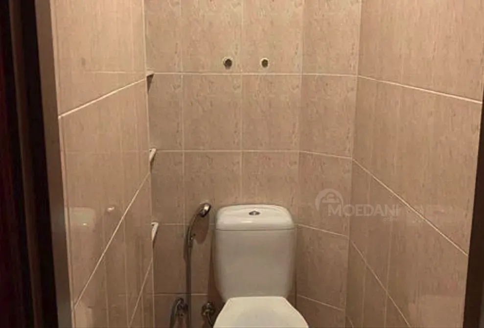 Сдам 4-комн. квартиру на сутки в Кобулети  100м² 2/9 эт. Кобулети - изображение 3