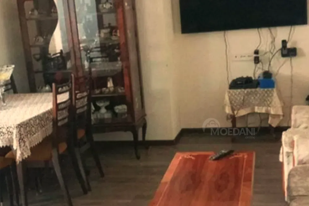 Сдам 4-комн. квартиру на сутки в Кобулети  100м² 2/5 эт. Кобулети - изображение 5