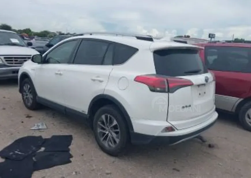 Toyota RAV4 2.5L 2018 Тбилиси - изображение 3