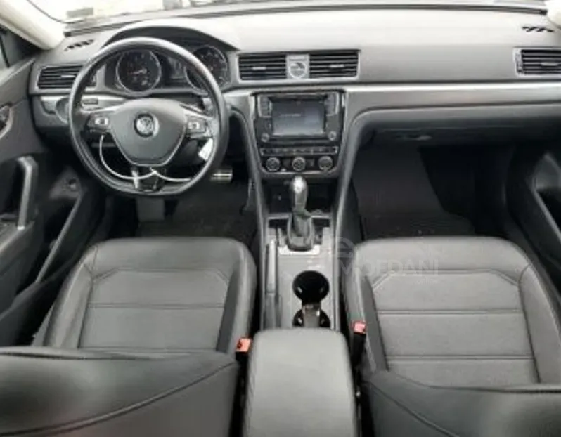 Volkswagen Passat 1.8 2017 Тбилиси - изображение 5