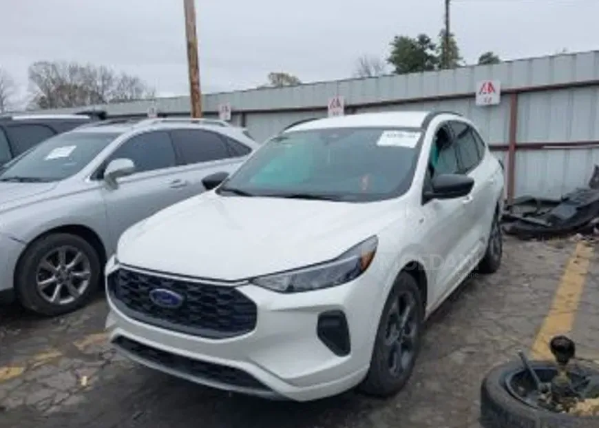 Ford Escape 1.5L 2023 Тбилиси - изображение 3