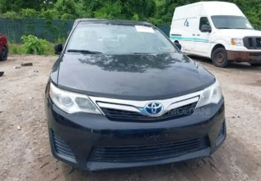 Toyota Camry 2.5L 2014 Тбилиси - изображение 1