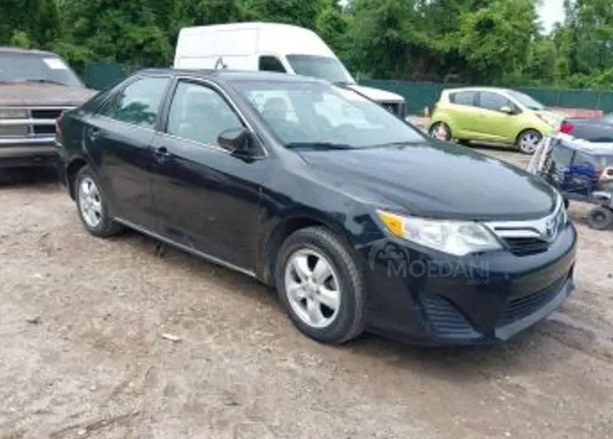 Toyota Camry 2.5L 2014 Тбилиси - изображение 5