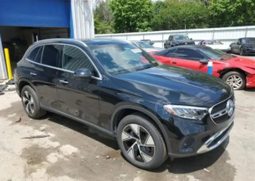 Mercedes GLC 2L 2023 Тбилиси - изображение 2