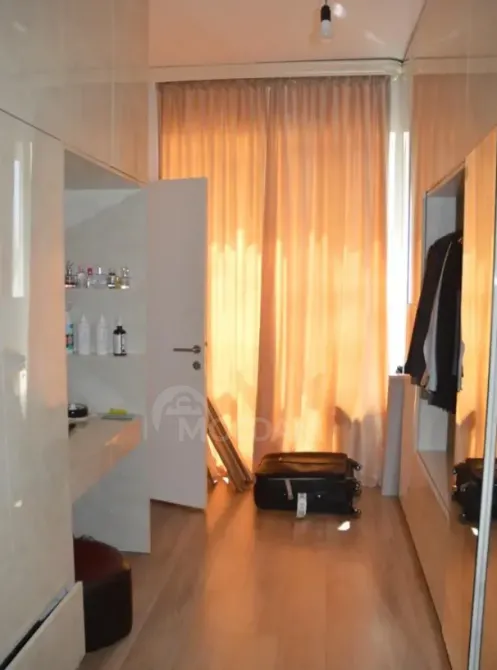 იყიდება 4 ოთახიანი ბინას 210მ² 9/9 სართ თბილისი - photo 11