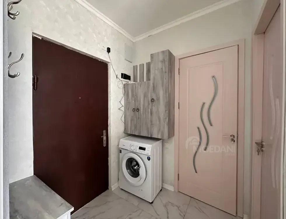 იყიდება 2 ოთახიანი ბინას 42მ² 9/18 სართ ბათუმი - photo 3