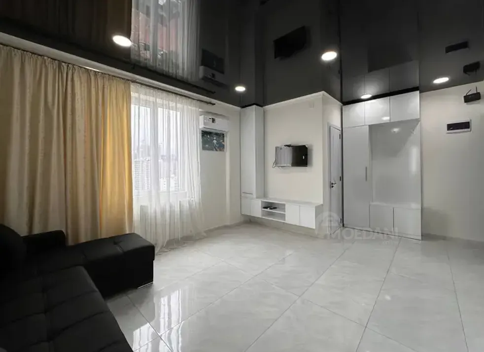 Apartments For Rent two-room 42м² 17/18 floor Batumi - photo 2