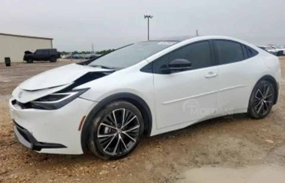 Toyota Prius 2L 2024 Тбилиси - изображение 1