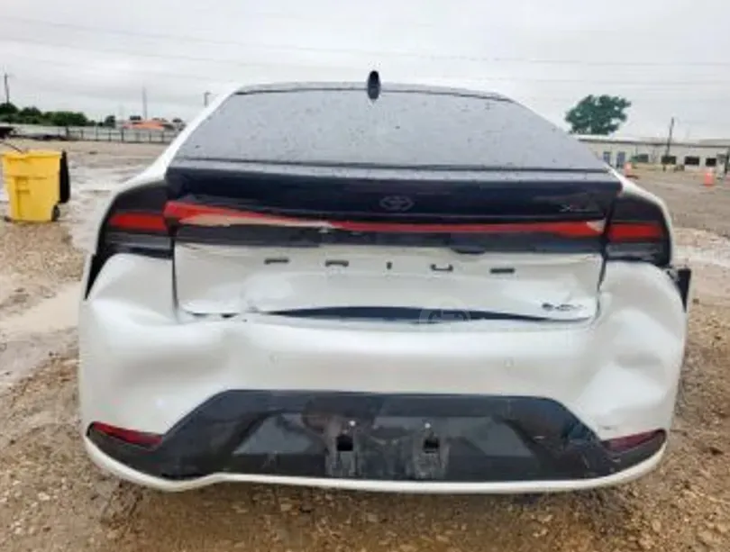 Toyota Prius 2L 2024 Тбилиси - изображение 5