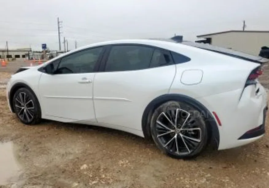 Toyota Prius 2L 2024 Тбилиси - изображение 2