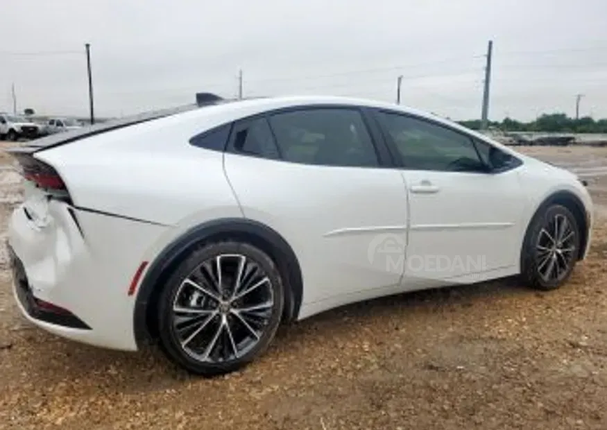 Toyota Prius 2L 2024 Тбилиси - изображение 3