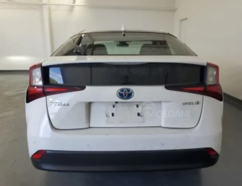 Toyota Prius 1.8L 2022 Тбилиси - изображение 4