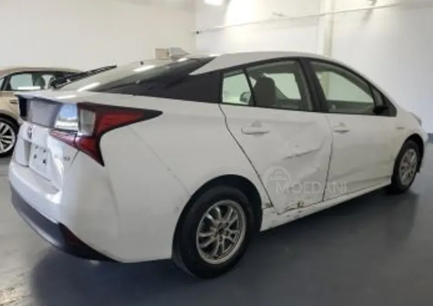 Toyota Prius 1.8L 2022 Тбилиси - изображение 3