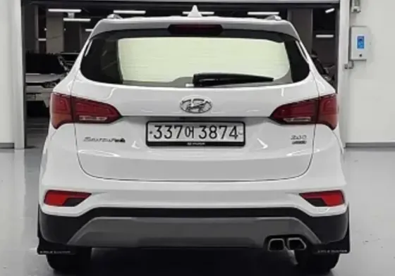 Hyundai Santa Fe 2018 თბილისი